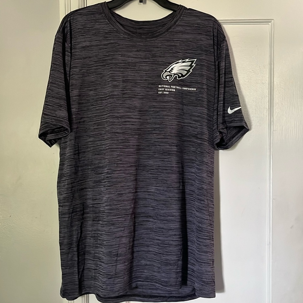 Nike Eagles NFL Dri-Fit shirt